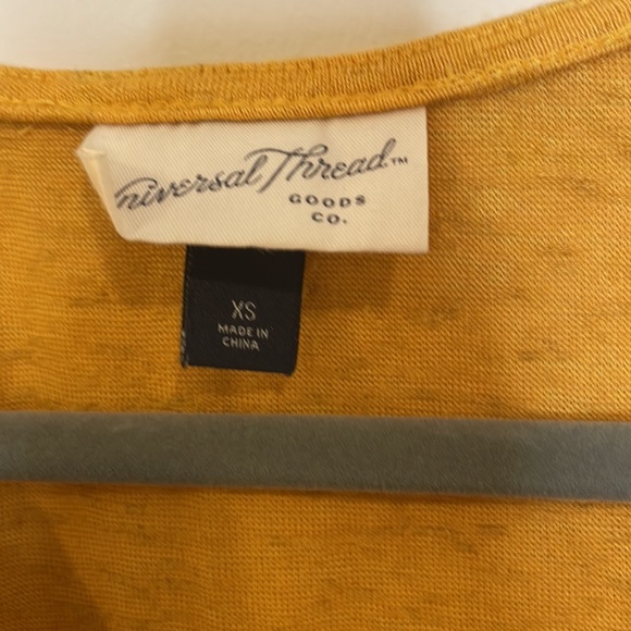 Mustard colored tank - Picture 5 of 5